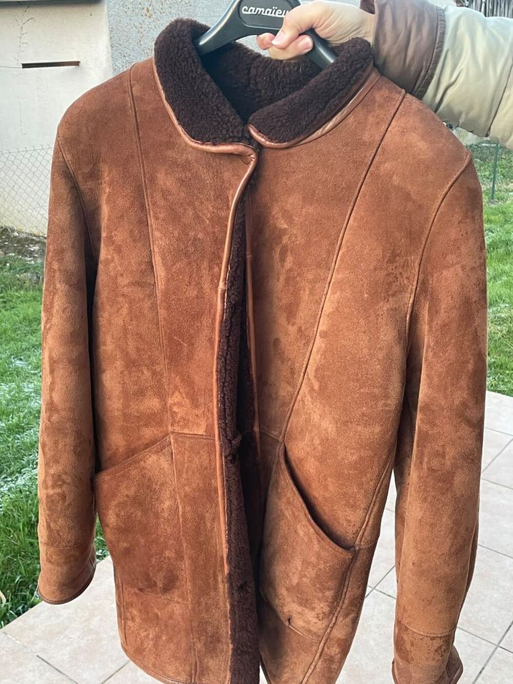 Veste en mouton retourn&eacute; v&eacute;ritable Vêtements
