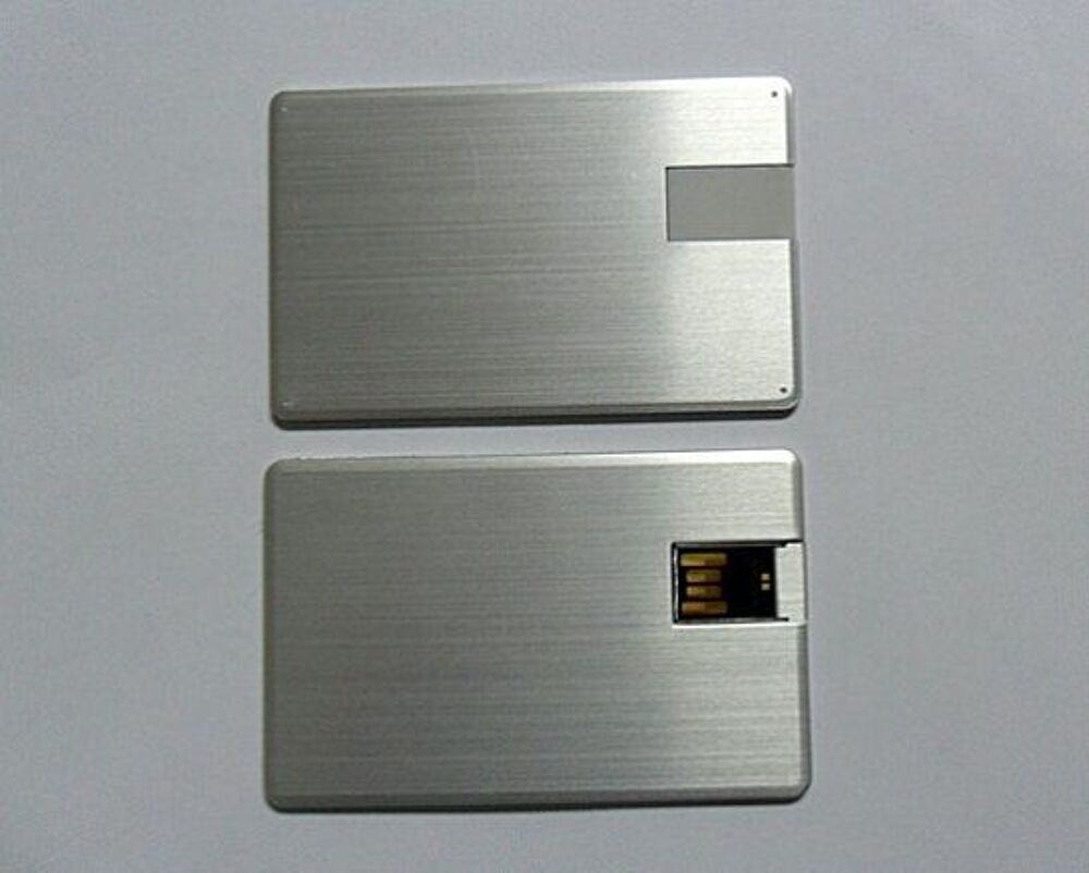 Cl&eacute; USB 3.5 Go en forme de carte bancaire Matériel informatique