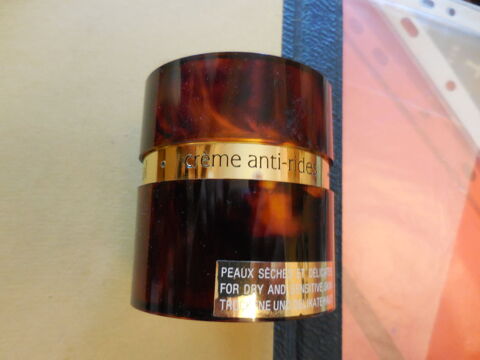 FLACONS  PARFUM Brin-sur-Seille (54)