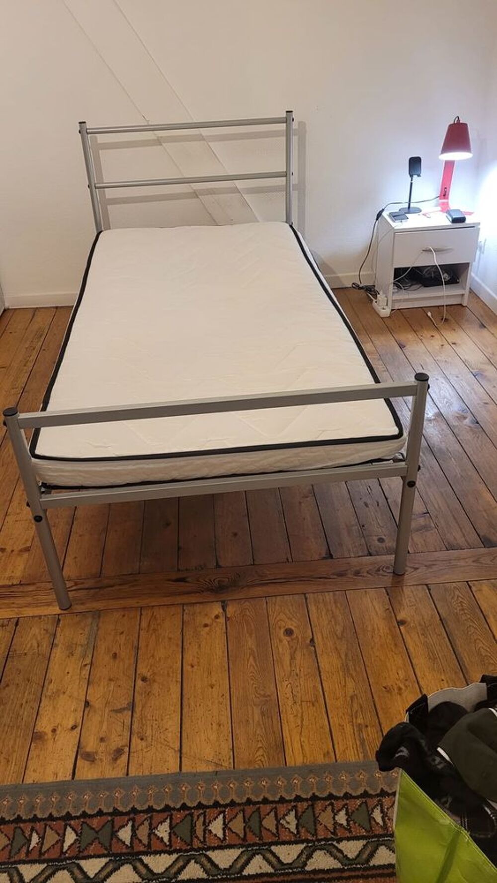 Lit avec matelas Meubles