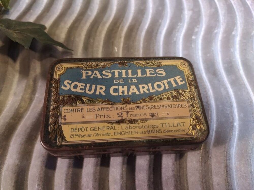 Ancienne Boite Publicitaire Pastilles de la Soeur Charlotte 