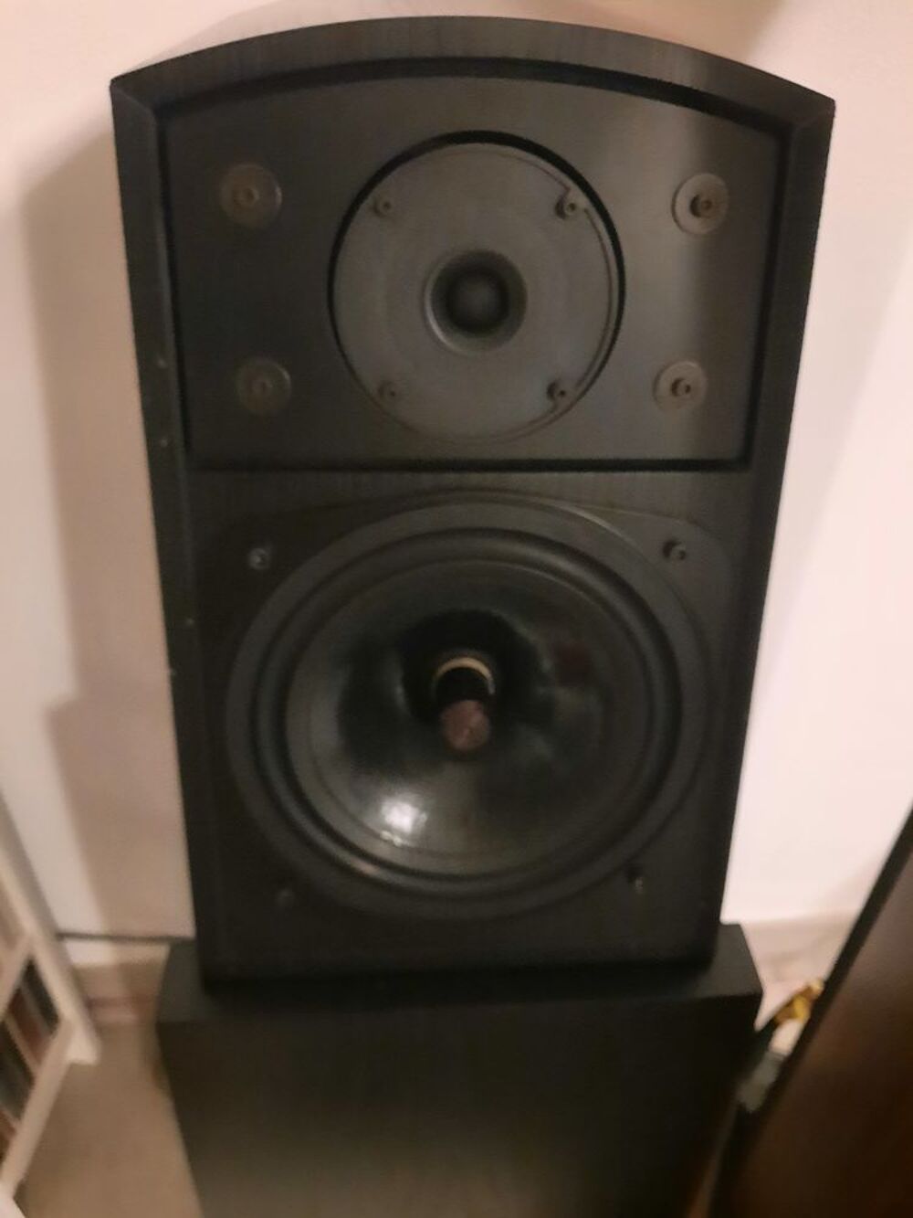 Naim sl2
Enceinte mythique de naim 
Parfait &eacute;tat Audio et hifi
