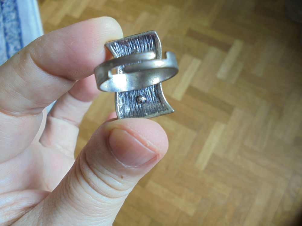 Bague strass 37 (28b) Bijoux et montres