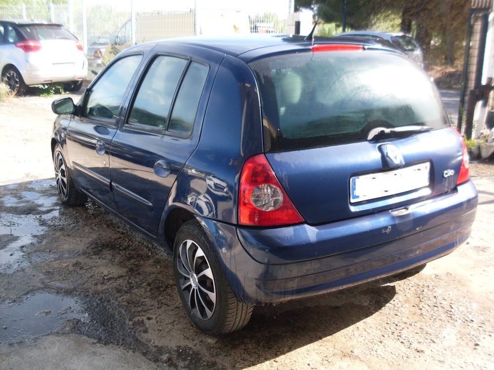 Clio II Clio 1.5 dCi - 80 Privil&egrave;ge 2003 occasion 34970 Lattes