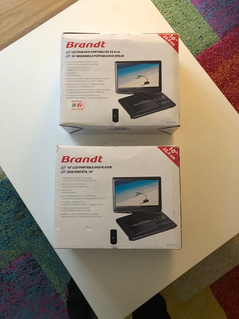 Lecteurs DVD portables avec &eacute;cran modulable Meubles