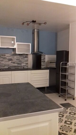  Appartement à louer 2 pièces 58 m²