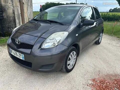 Toyota Yaris 1.0i S&eacute;rie Sp&eacute;ciale France 2010 occasion Tours 37000