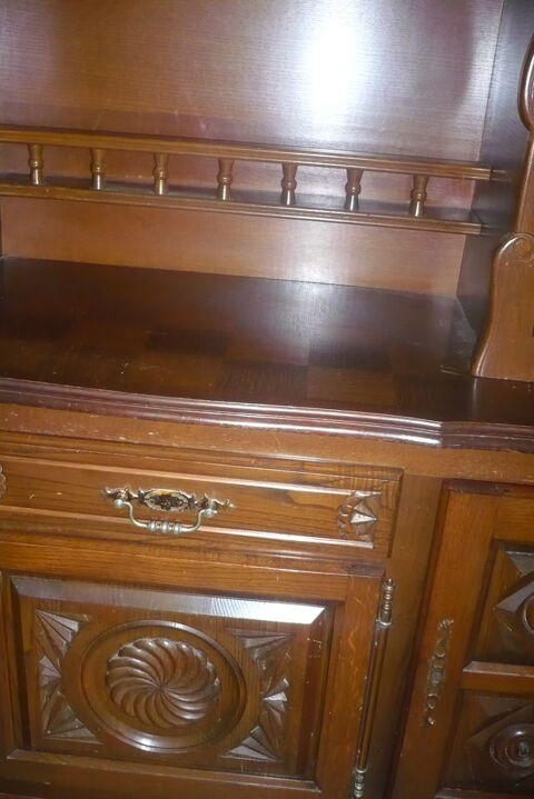 BUFFET BAHUT STYLE BASQUE EN CHENE 100 Le Versoud (38)