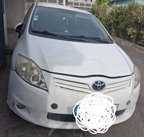 Toyota Auris 100 VVT-i Active 2010 occasion La R&eacute;union 97450