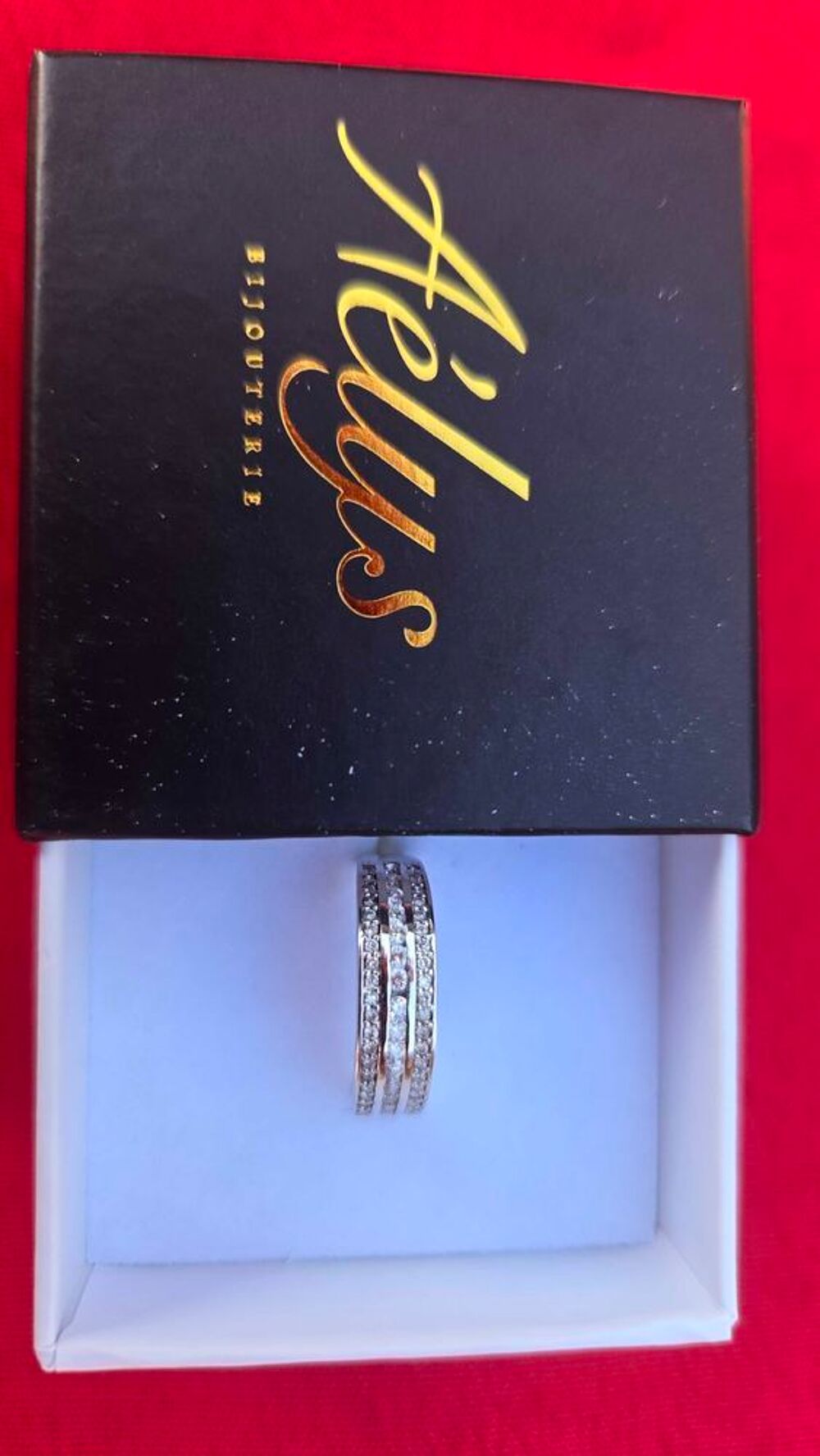&agrave;€ SAISIR BAGUE OR BLANC 375 &agrave;ˆME DIAMANT 0,46 CARATS JAMAIS PORTEE Bijoux et montres