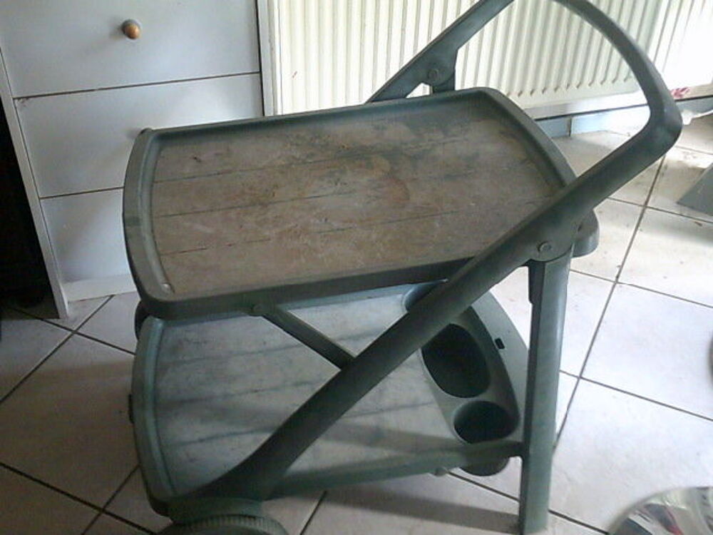 servante bar de jardin a roulette Jardin
