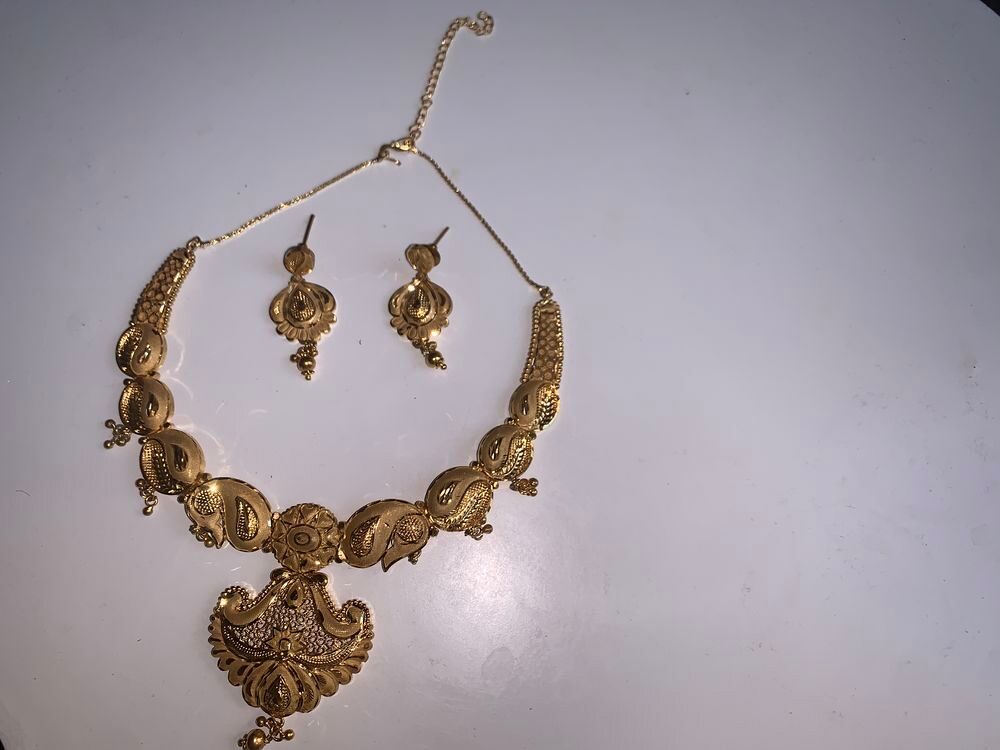 ?Ensemble de bijoux neufs Bijoux et montres