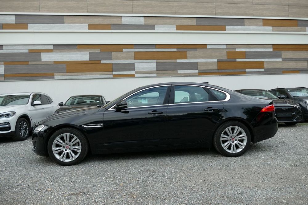 XF 2.0 D - 180 ch BVA Prestige 2019 occasion 13600 La Ciotat