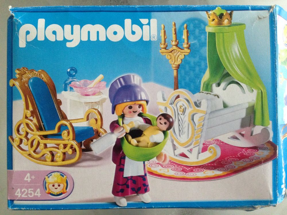 JEU PLAYMOBIL N&deg; 4254; Chambre de b&eacute;b&eacute; royale et sa nourrice Jeux / jouets