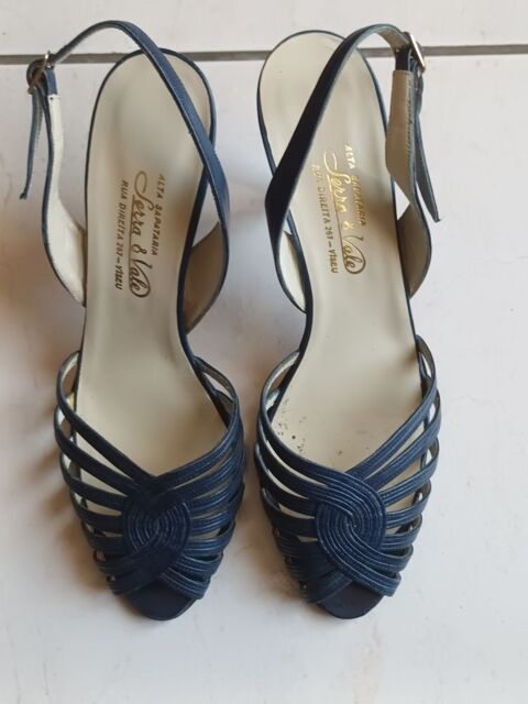 sandales  en cuir 38 15 Les Mureaux (78)