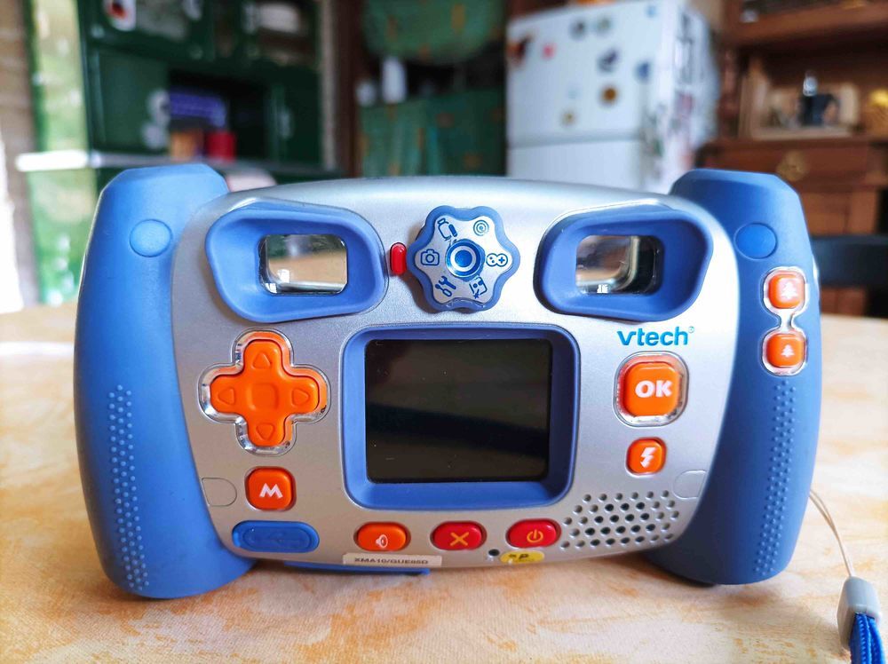KIDIZOOM PRO VTEK appareil photo + vid&eacute;o + jeux
Jeux / jouets