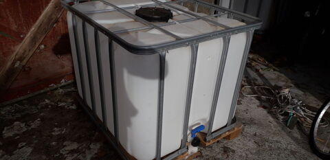 Conteneur 800L 50 69003 Lyon