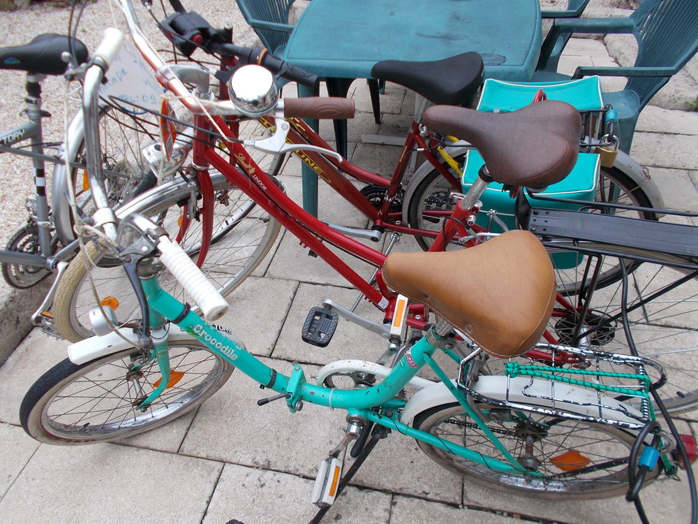 lot de 5 v&eacute;los restaure completement vtt =vtc =ville pliant Vélos