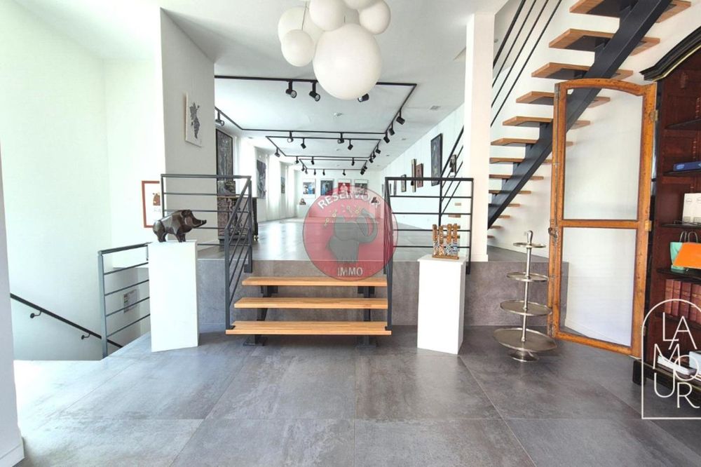  Location - 345 m² Vougeot (21640)
