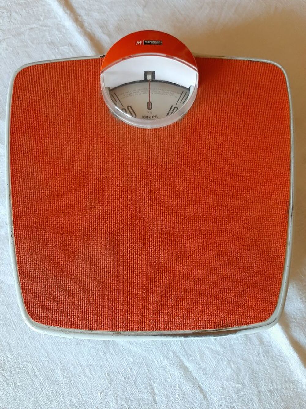 ancien p&egrave;se personne r&eacute;tro de marque KRUPS Electroménager