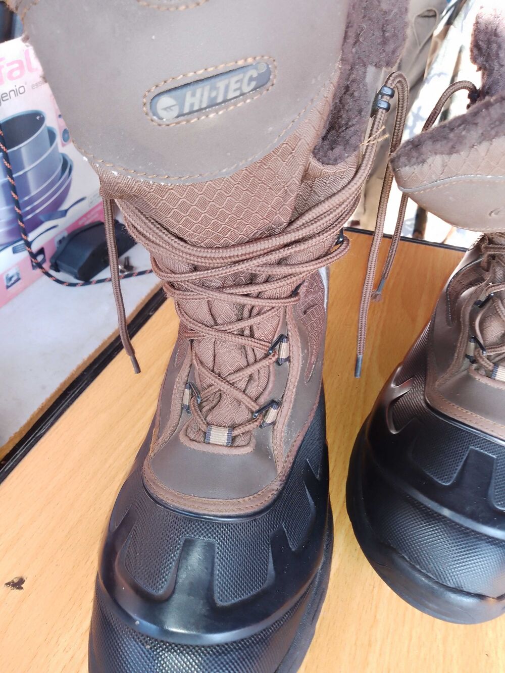 chaussures de chasse fourer tr&egrave;s bon &eacute;tat Sports