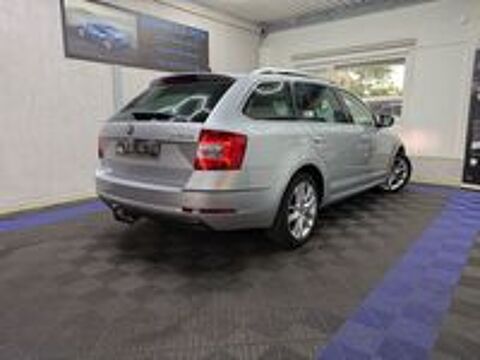 Octavia Combi 2.0 TDI 150 ch SCR DSG7 CLEVER (7 CV) 2019 occasion 69120 Vaulx-en-Velin