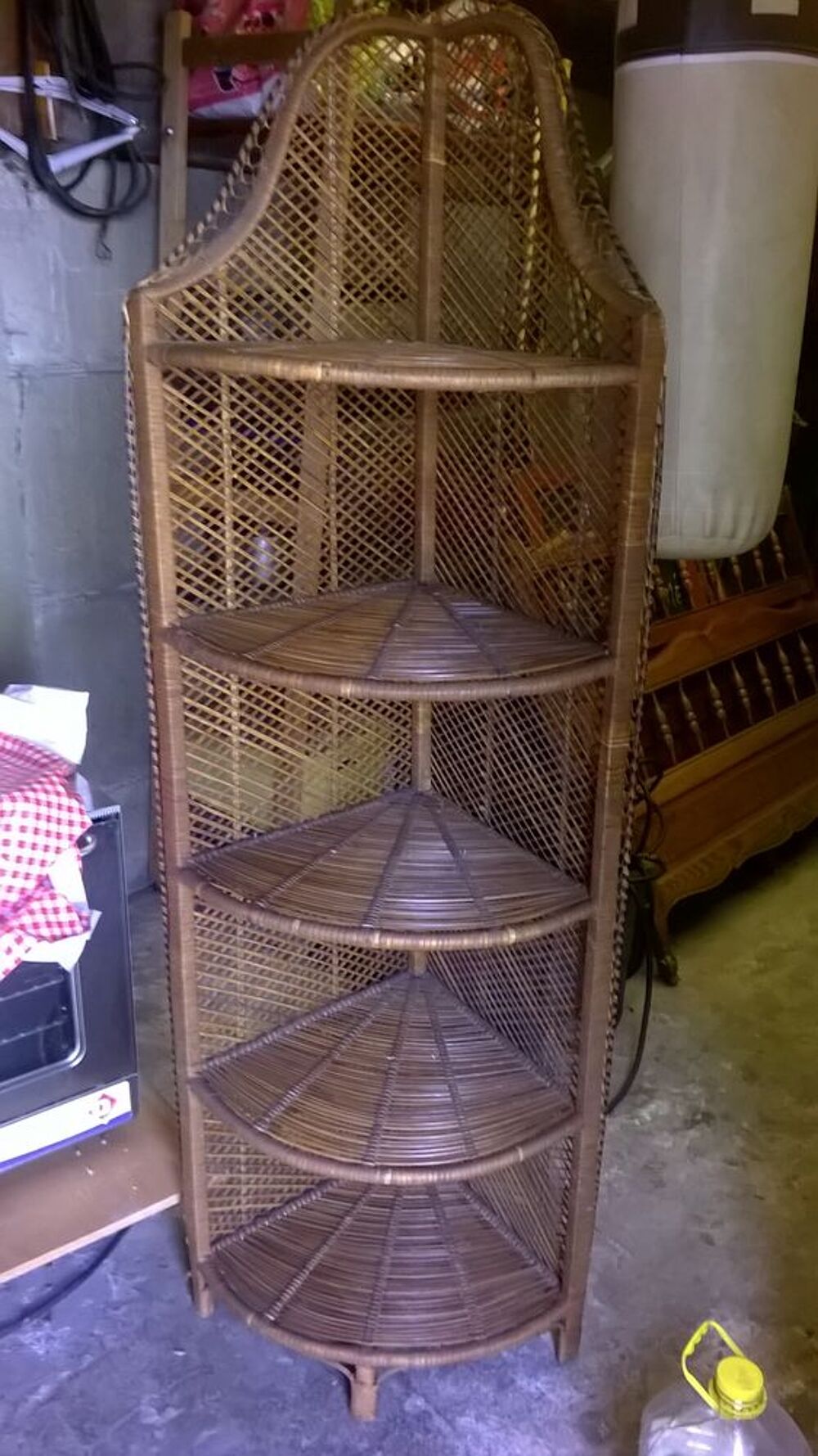 Ancienne &eacute;tag&egrave;re angle 1960 rotin tr&eacute;ss&eacute; belle pi&egrave;ce 1m80 Meubles