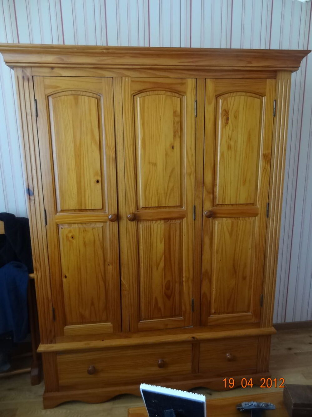 Chambre adulte pin massif compl&egrave;te (9 pi&egrave;ces) Meubles