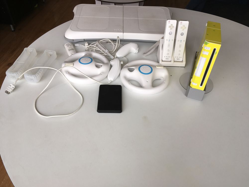 Wii et accessoires Consoles et jeux vidéos