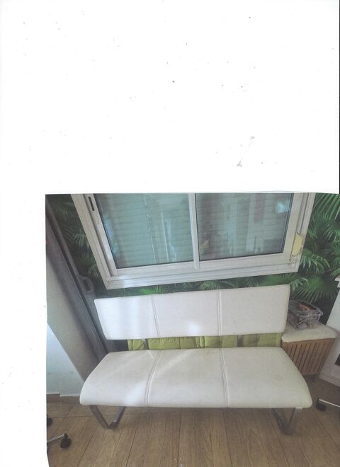 BANQUETTE 3 PLACES TRES BON ETAT 200 Saint-Etienne-de-Tulmont (82)