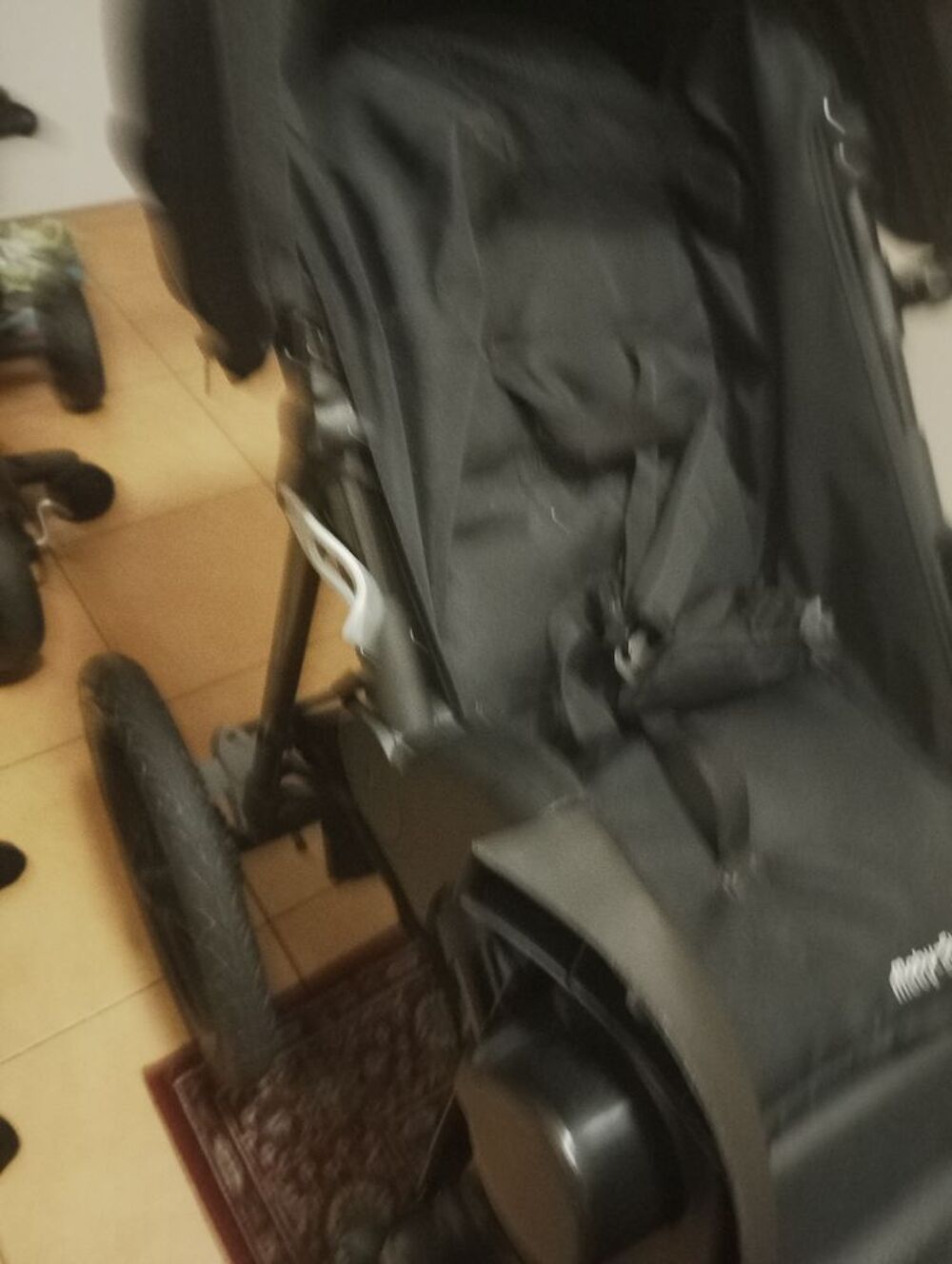 Poussette neuve Puériculture