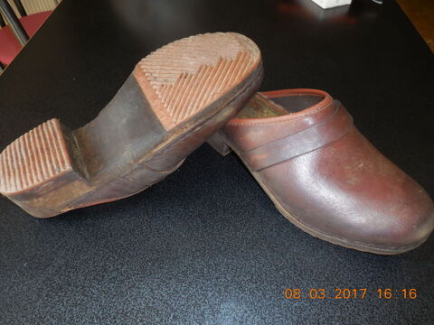 sabots cuir et bois 24 Sète (34)