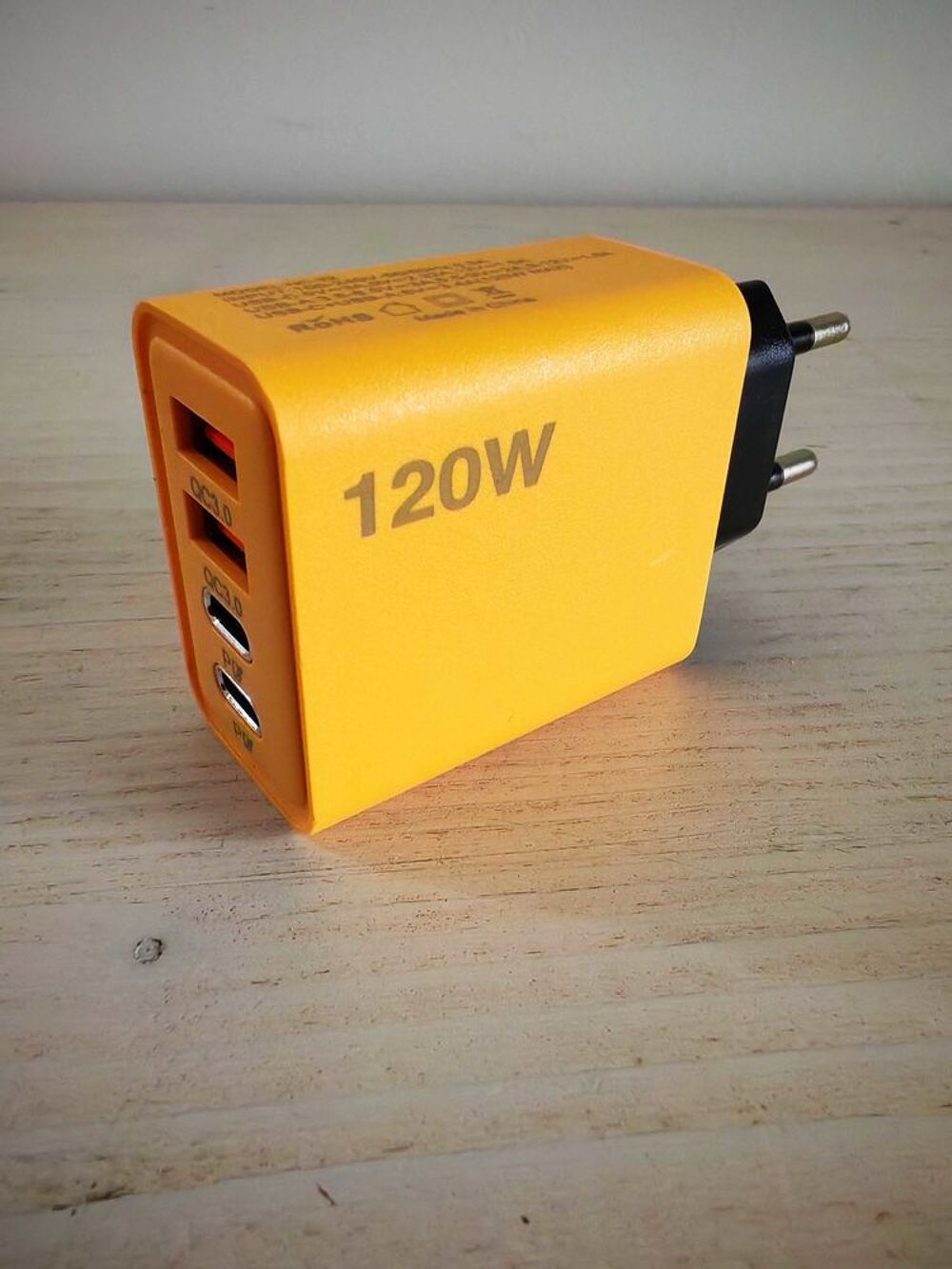 chargeur rapide multicables USB Téléphones et tablettes
