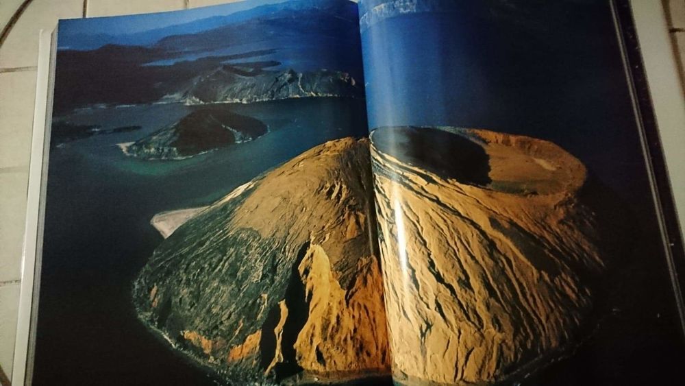 Des Volcans et des Hommes Livres et BD