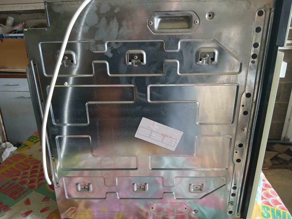 Four encastrable Electroménager