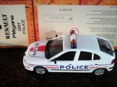 Voiture Renault Megane 2001 Police Norev 14 Marmande (47)