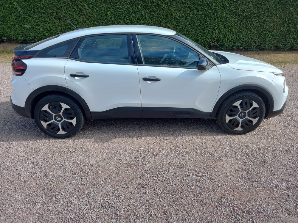 C4 STE 1.5 BLUEHDI 110 FEEL NAV BUSINESS GPS 2 PLACES 44270 KMS 2022 occasion 88220 Urim&eacute;nil
