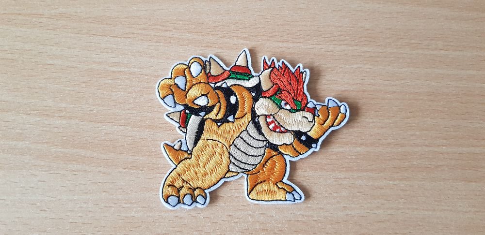 &eacute;cusson brod&eacute; 
amiibo browser super mario 
9x7,5 cm
