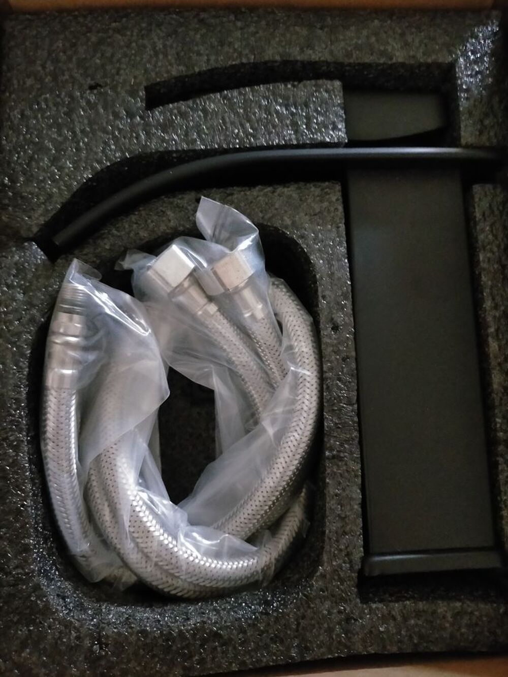 Mitigeur cascade noir mat Bricolage