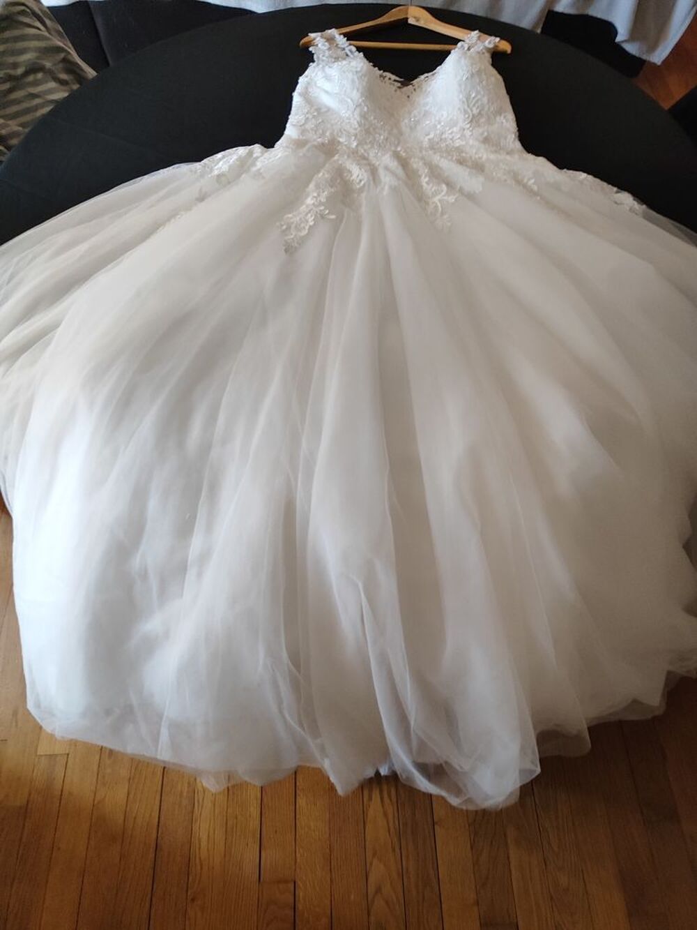 robe de mari&eacute;e Vêtements