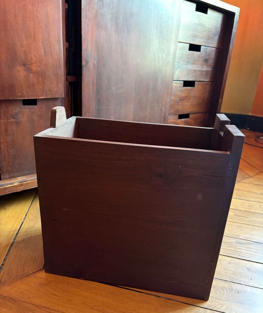 Superbe meuble en bois massif €" Style contemporain €" Nombreux rangements Meubles