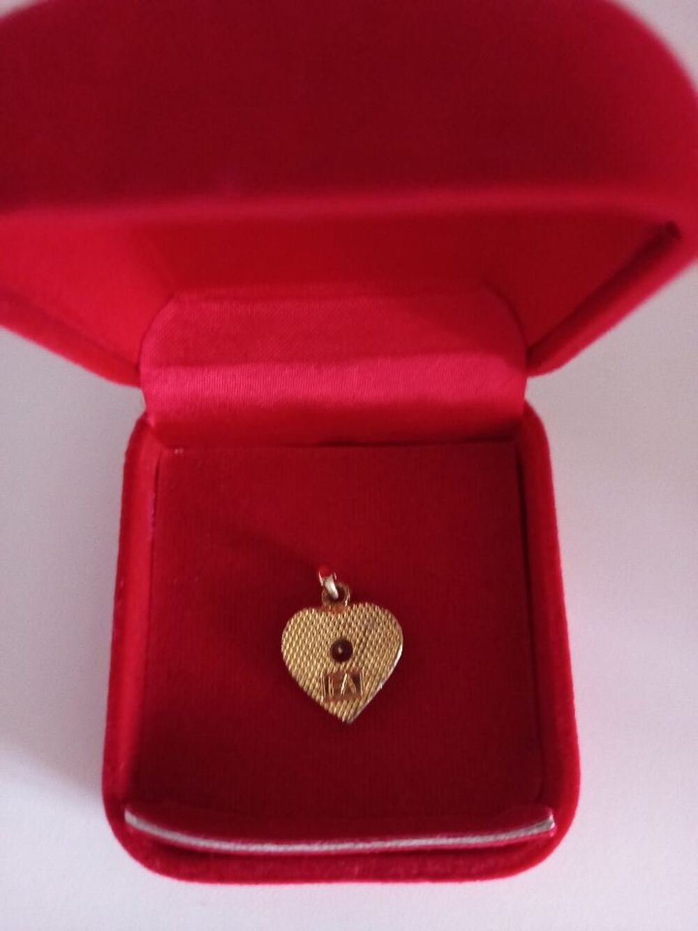 PENDENTIF COEUR FANTAISIE Bijoux et montres