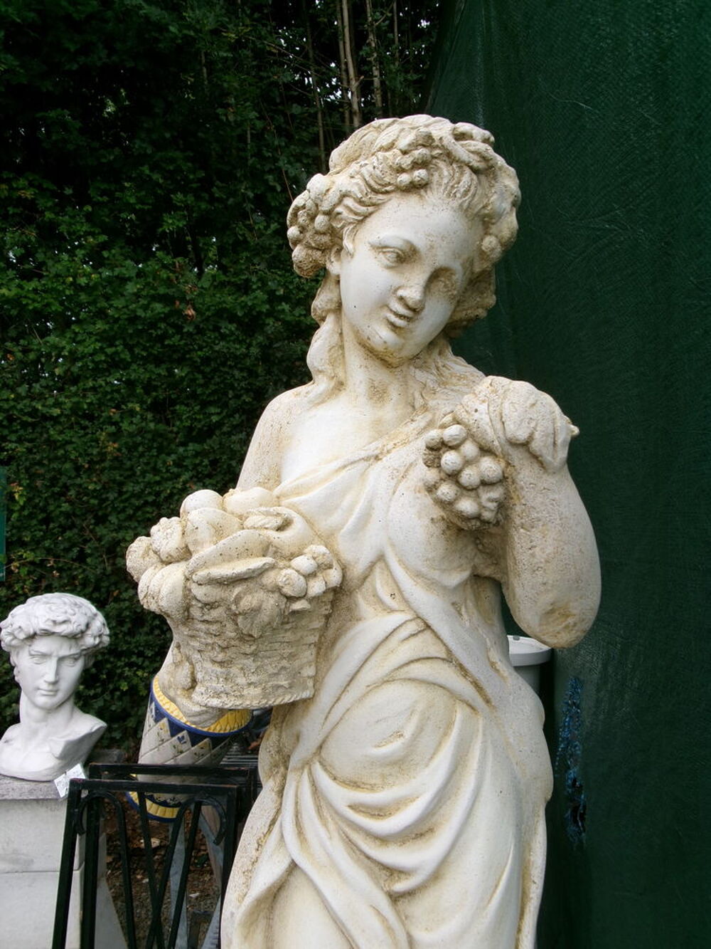 Statue en pierre reconstitu&eacute;e, non g&eacute;live Décoration
