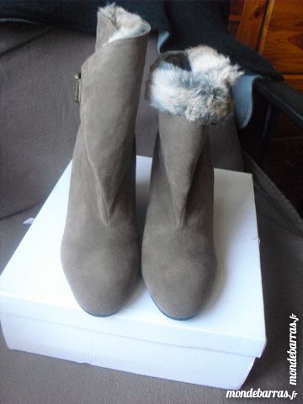 BOOTS compens&eacute;es TAUPE fourrure NEUVE TAILLE 38 Chaussures