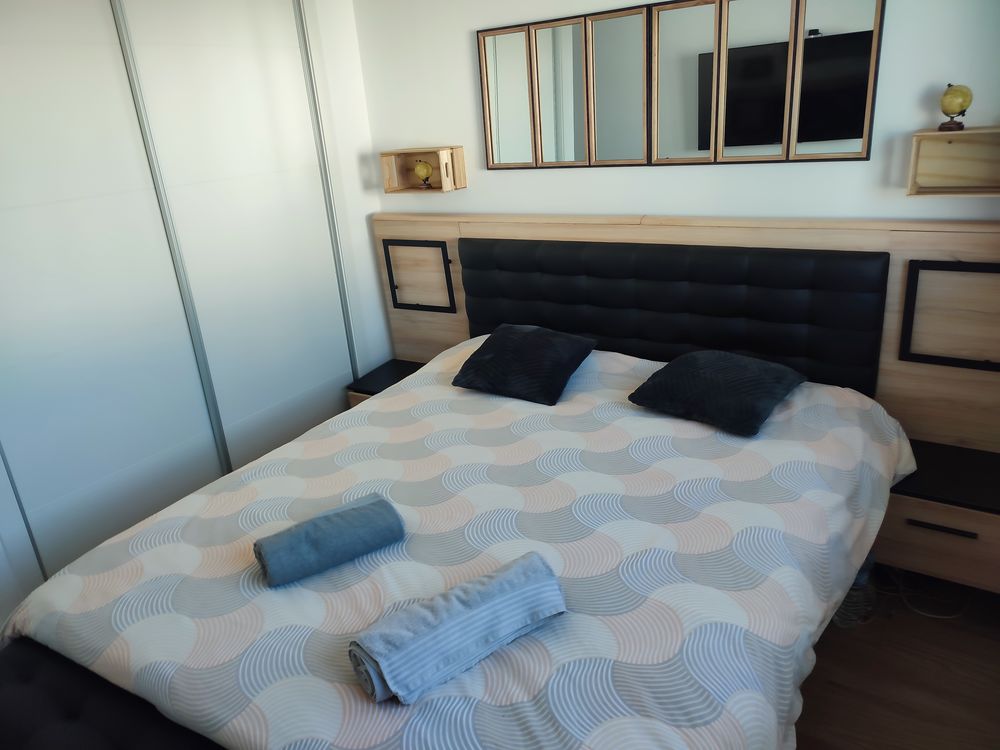   EN ESPAGNE APPARTEMENT HAUT STANDING POUR 4/6 PERSONNES  Espagne, 08186