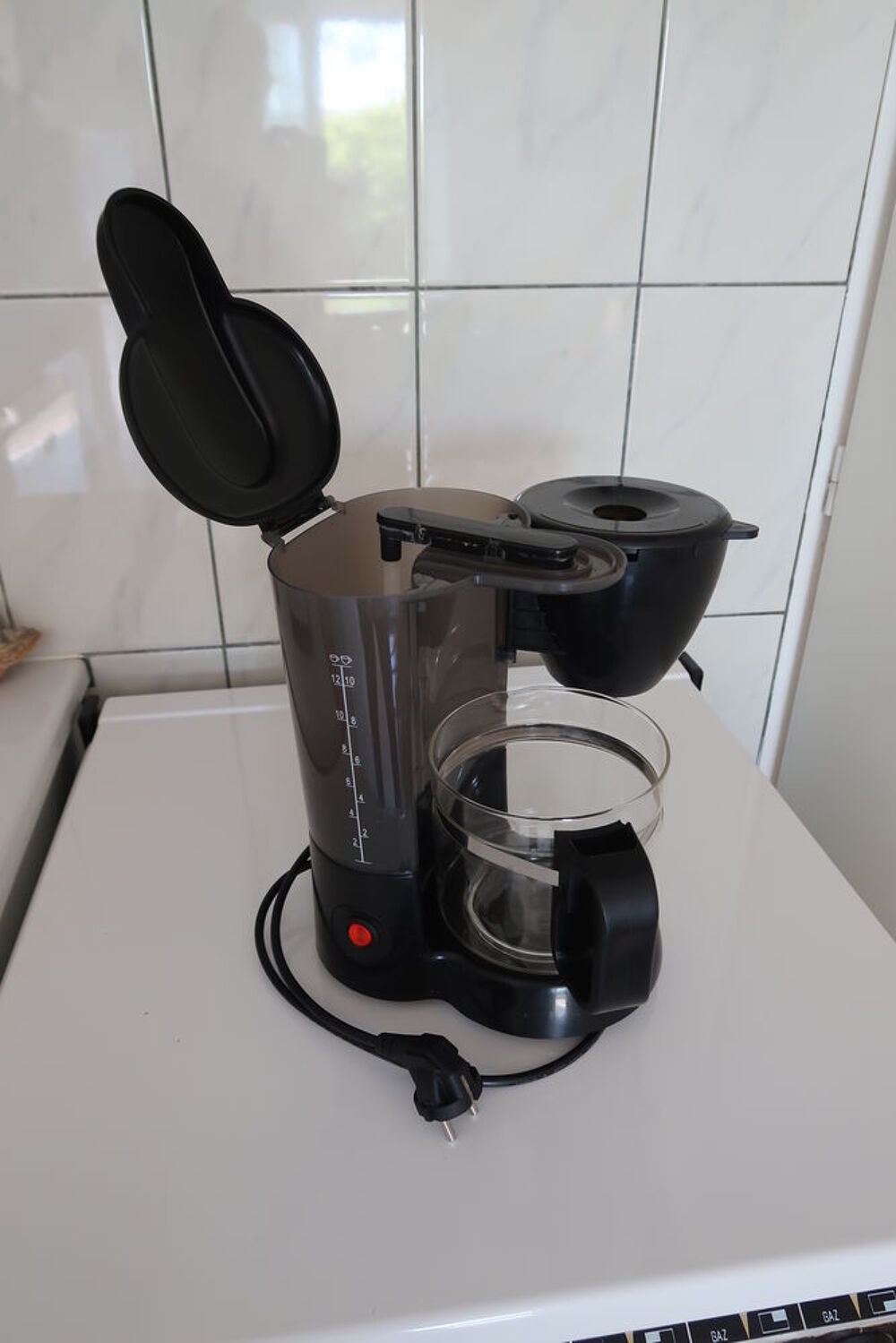 CAFETIERE NOIRE PARSON Electroménager