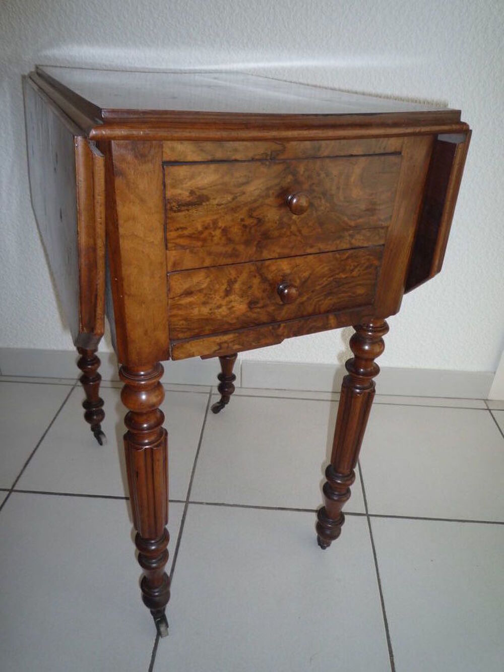 Meuble ANTIQUAIRE en NOYER Meubles