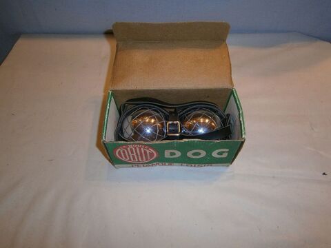 Paire de boules de p�tanque OBUT mod�le Dog avec lagni�re
Saint-Pierre-les-�tieux (18)