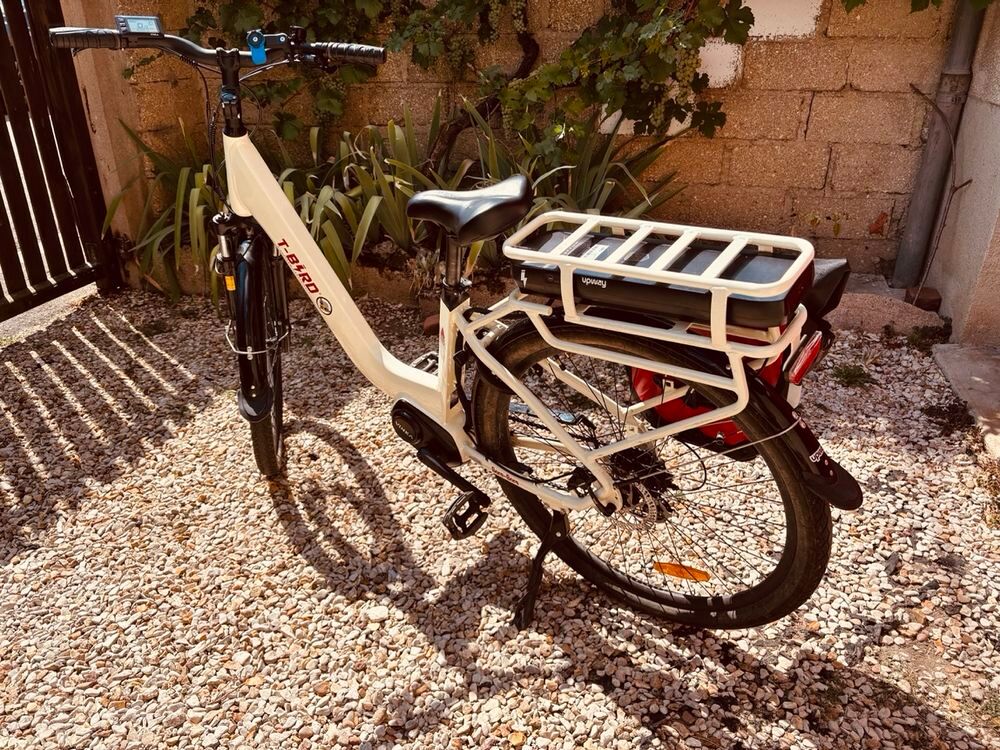 V&eacute;los unisexe marque T-Bird mod&egrave;le Bora-Bora Vélos