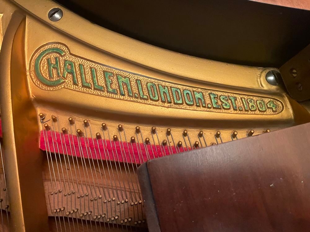 piano quart de queue Instruments de musique